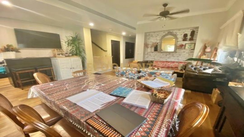 Properties Image